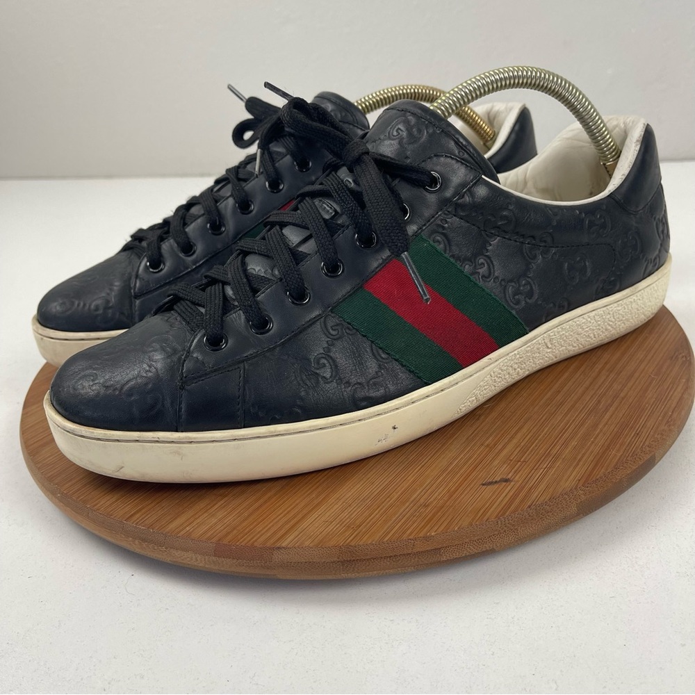 Black Leather Men's Low-Top Sneakers with Green/Red Stripe - Picture 3 of 12
